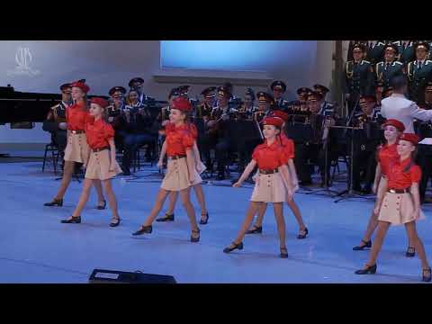 Видео: Хореографическая композиция " Праздничный марш" 23 февраля 2020. Концертный зал им. П.И.Чайковского.