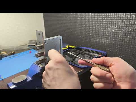 Видео: Вскрытие замка без повреждения