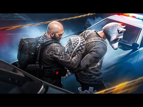 Видео: ЗАДЕРЖАНИЕ КОПА НА УГОНКЕ в GTA 5 RP / MAJESTIC RP