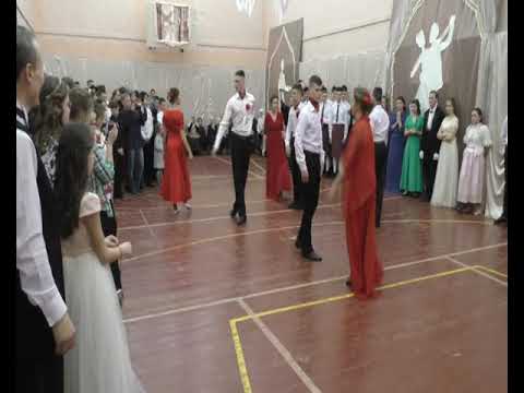 Видео: Чардаш венгерский бальный танец