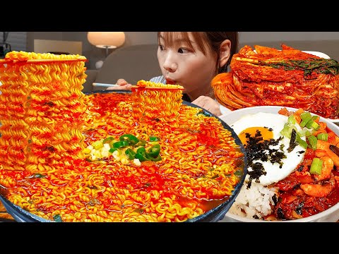 Видео: Sub)Real Mukbang- Острый рамен 🔥 Жареный осьминог 🐙 Кимчи 🌶 Хайбол 🍸 АСМР КОРЕЙСКАЯ ЕДА