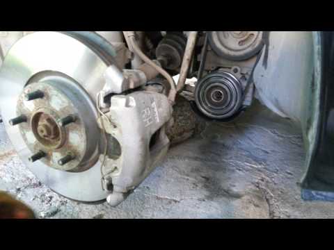 Видео: Прижимная пластина компрессора кондиционера Мазда 3 2.0л