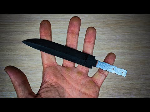 Видео: Самый бюджетный и эффективный способ травления клинка. Цвет получается почти черный