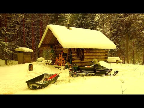 Видео: Уехали Далеко в Тайгу.Живем Пять Дней в Лесной Избе.Ловим Рыбу на Таёжном Озере.