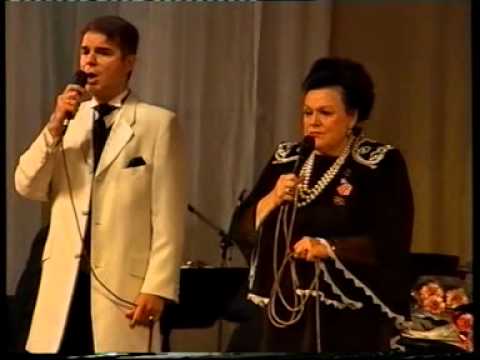 Видео: Поют Людмила Зыкина и Михаил Кизин