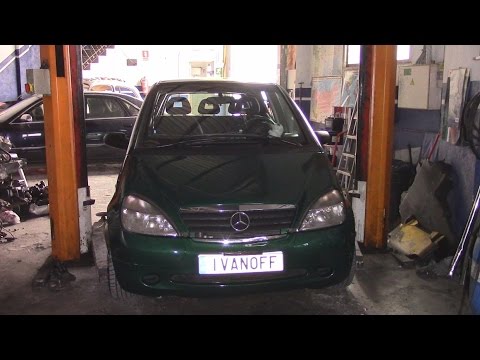 Видео: Ремонт автомобиля Mercedes W168  A170CDI, 2000г Замена фильтров и масла, сброс сервисных интервалов