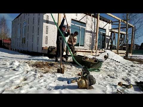 Видео: Бурение абиссинской скважины. Обманули и кинули заказчика