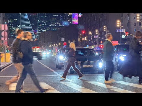 Видео: Прогулка по Москве