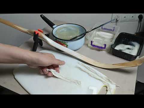 Видео: Наклейка сухожилий #bowmaking #yayyapimi #hornbowmaking