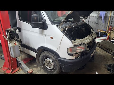 Видео: Renault Master після скаженого перегріву, розборка