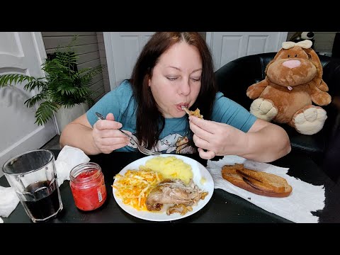 Видео: Мукбанг 🍗Окорочок с пюре, салат Сладкий, Имбирь