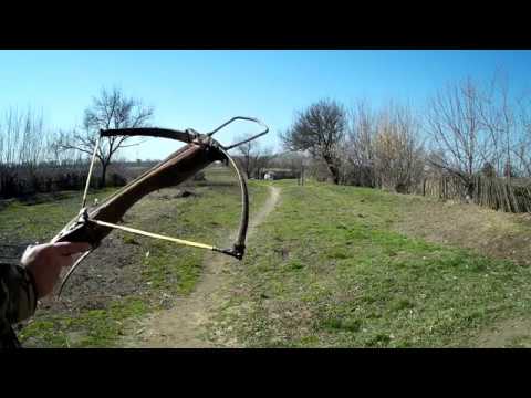 Видео: Что выстрелить дальше, арбалет или лук.