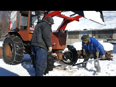 Видео: Поедет ли трактор Володька на цепях?  Что случилось с рулевым?