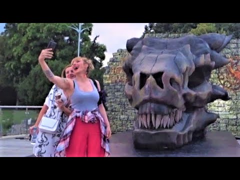 Видео: Walking in Plovdiv 2022 Bulgaria Summer Walk Пловдив - The Europe Oldest City