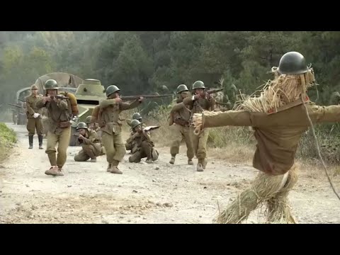 Видео: Китайская армия устроила засаду на японцев, используя чучела, чтобы сбить их с толку, и уничтожив