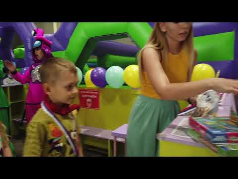 Видео: 🔥Лучшая ниша для бизнеса на аттракционах. Надувной парк развлечений. Какой открыть бизнес в 2022?