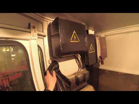 Видео: Разбираю троллейбус ) | ЗиУ -682 | Чебоксары.