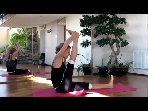 Видео: Улучшаем гибкость тела. Растяжка ног. Часть 1