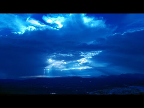 Видео: Синий, волшебный, красивый.