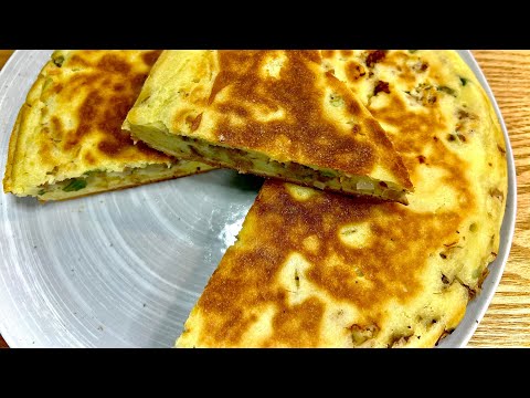 Видео: Пирог на сковороде с рыбными консервами!В жару- находка.