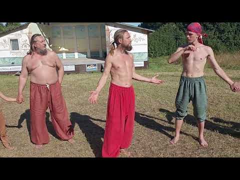 Видео: Молодецкие забавы на сказочном фестивале 2023, часть 1