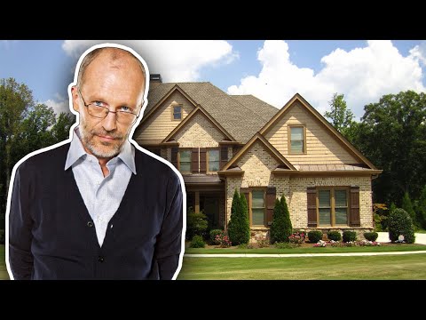 Видео: Как живет Александр Гордон и сколько зарабатывает ведущий Мужское женское Нам и не снилось