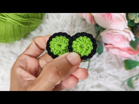 Видео: ЭТОТ ВЯЗАННЫЙ КРЮЧКОМ БРЕЛОК МОЖЕТ СПАСТИ ВАШУ ЖИЗНЬ! ОЧЕНЬ КРАСИВО И ЛЕГКО 💸💰 (с субтитрами)