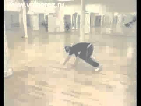 Видео: RADDAXRU Школа Брэйк Данса от Volnorez   Фризы