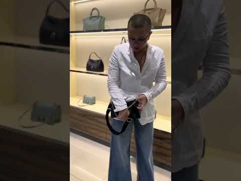 Видео: Трендовые модели в обзоре бренда Furla. Рассказывает Гуля.