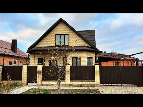 Видео: В таком доме хочется жить! Очень уютный домик в предгорье.