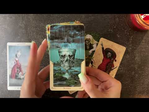 Видео: 4 короля: мысли, чувства и действия загаданного мужчины (есть общение/нет общения)