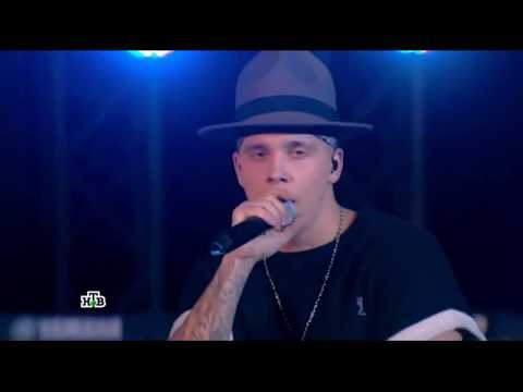 Видео: MBAND - Правильная девочка, Помедленнее. "Рождество на Роза Хутор 2018"