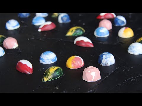 Видео: Корпусные конфеты | Где купить дешевые формы