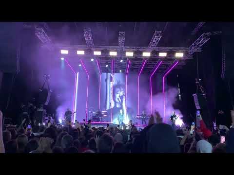 Видео: Земфира — Мы разбиваемся, Белград, 13.09.2024