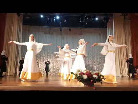 Видео: Ансамбль Кудры абхазский танец