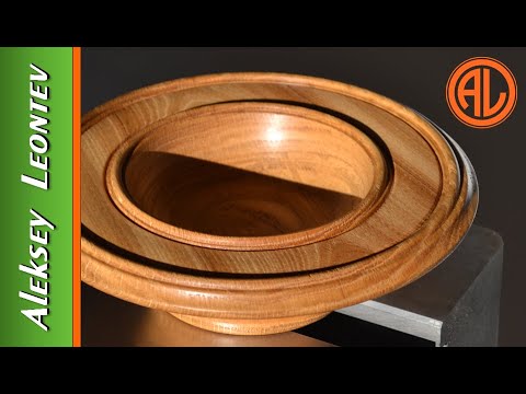 Видео: Тарелка из дуба и ясеня. Токарная обработка. / Plate made of oak and ash. Woodturning.