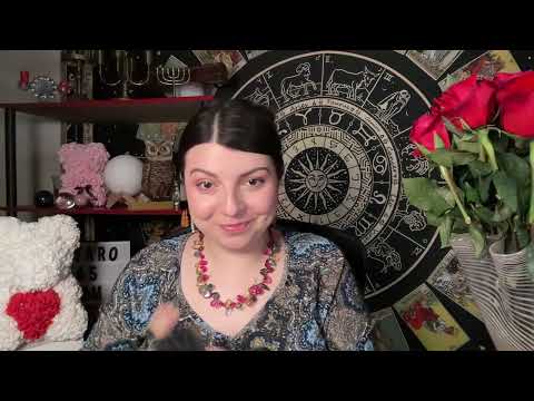 Видео: Загадайте человека и узнайте всю правду. Таро Юлия Петрова