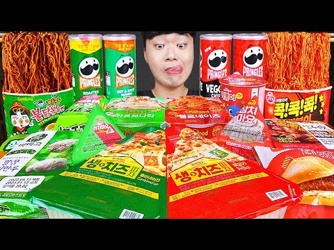 Видео: Текст) ASMR MUKBANG острый рамэн и хот-доги с сыром, пицца и ттеокбокки !! Корейский магазин