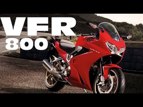 Видео: Обзор VFR800 Honda Не просто так легенда Спорт туристический стритфайтер