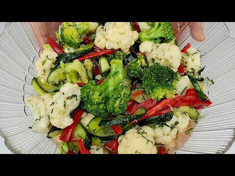 Видео: САЛАТ ИЗ ЦВЕТНОЙ КАПУСТЫ И БРОККОЛИ @korkuhnya