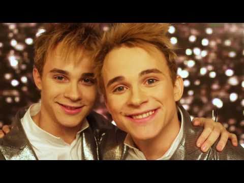 Видео: Братья Борисенкo - Колдовала Зима (Официальная версия)