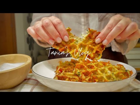 Видео: Самые вкусные кабачковые вафли  | Неоновая живопись | Повседневная жизнь | Тихий влог