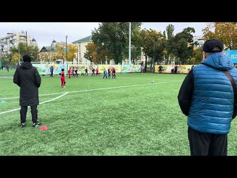 Видео: Першість Києва (2 тайм) Локомотив-4 - ДЮСШ 21 (4-3)