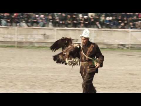 Видео: Салбуурун оюнунун эрежеси - «Бүркүт салуу»