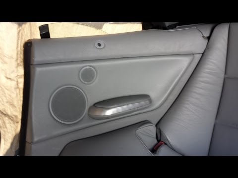 Видео: Снятие панели заднего подлокотника на моделях BMW E46 3-Series Convertible