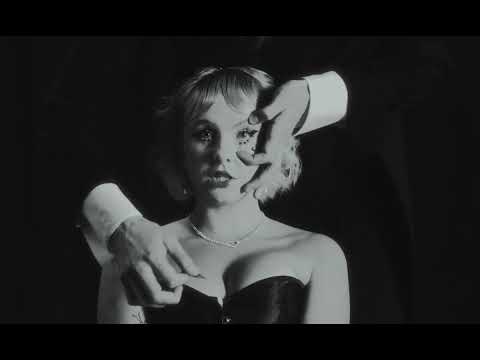 Видео: renie cares - кричу (music video)