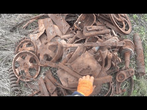 Видео: В МЕТРЕ ОТ ДОМОВ ТАКОЙ МЕТАЛЛ! search for scrap metal with a metal detector Quest Q20