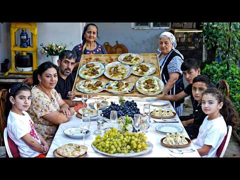 Видео: Хинкал: кулинарный мастер-класс с бабушками