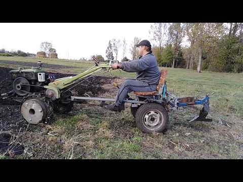Видео: Оранка мотоблоком з адаптером