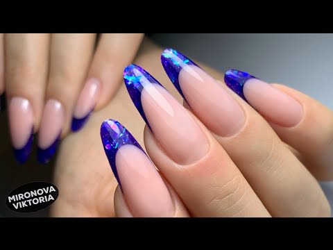 Видео: Моделирование ногтей / Блестящий витражный френч